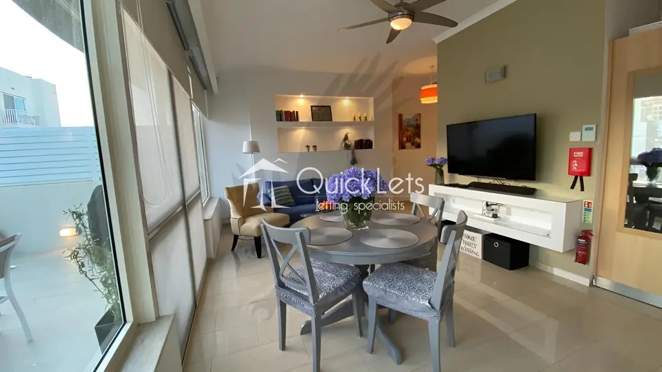 2 bedroom Penthouse to rent in Sliema