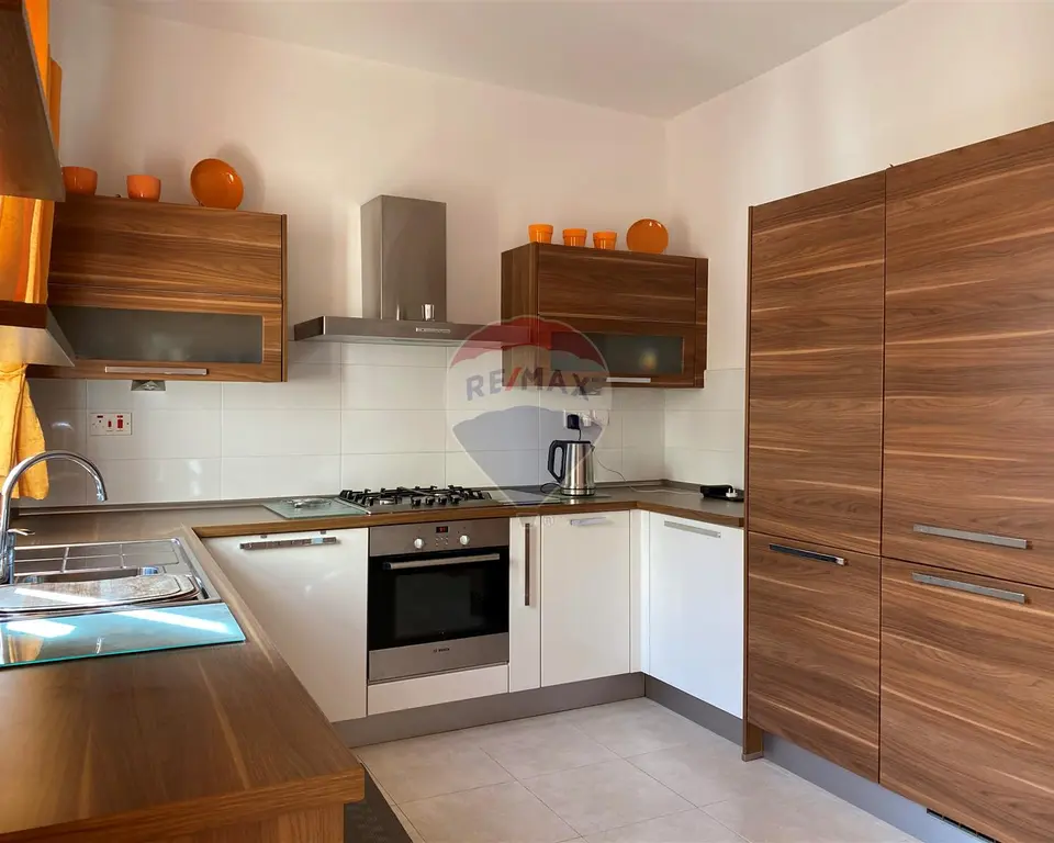 3 bedroom Apartment to rent in Sliema