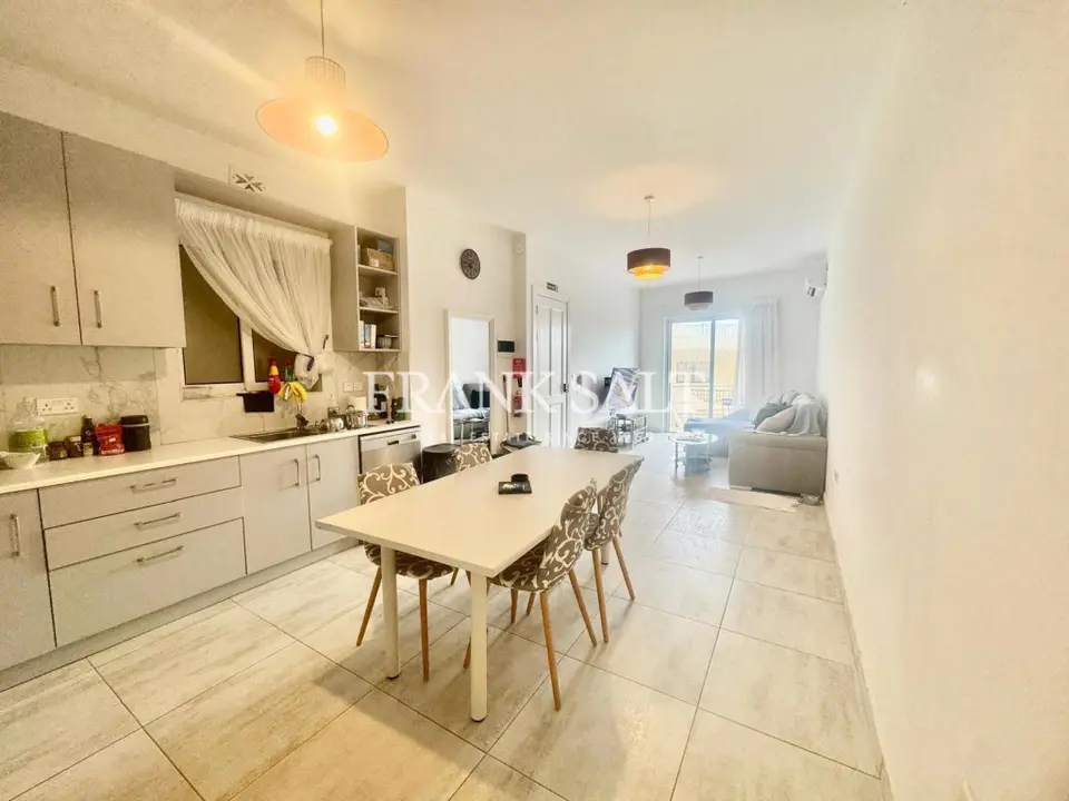 Marsalforn Furnished Apartment