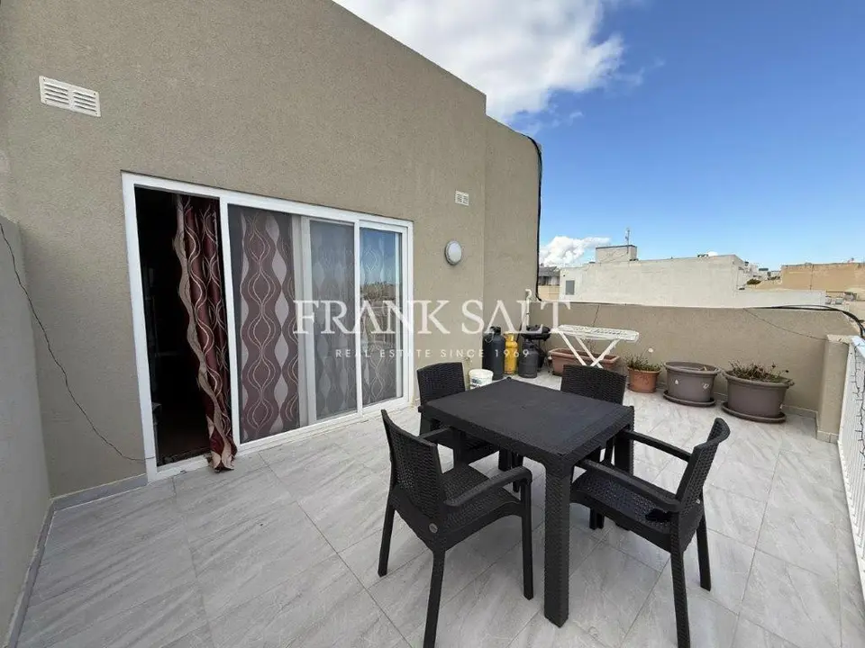Attard, Furnished Penthouse