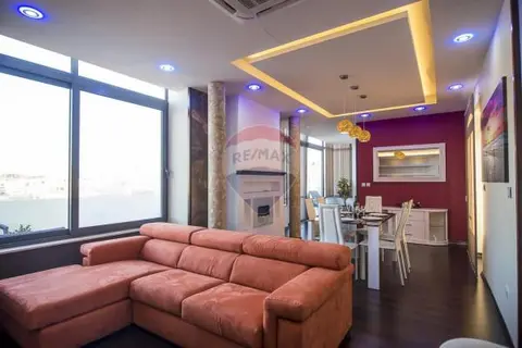 2 bedroom Penthouse to rent in Gozo - Victoria