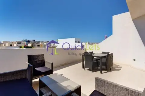 2 bedroom Penthouse to rent in Swieqi