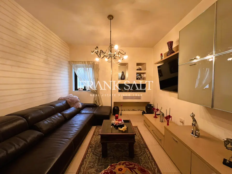 Paola, Furnished Apartment