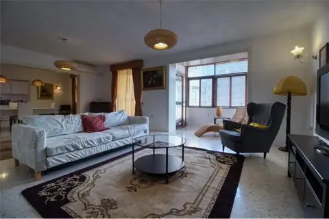 3 bedroom Apartment to rent in Sliema
