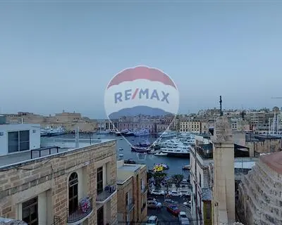 3 bedroom Townhouse to rent in Senglea