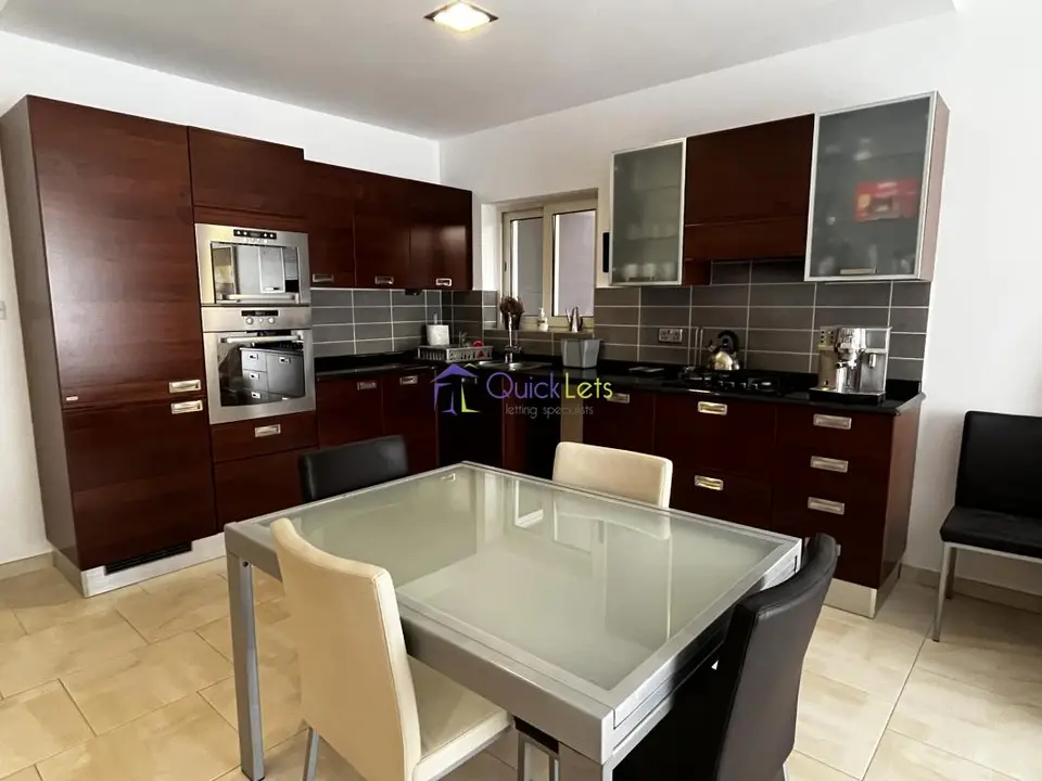 3 bedroom Apartment to rent in Mosta