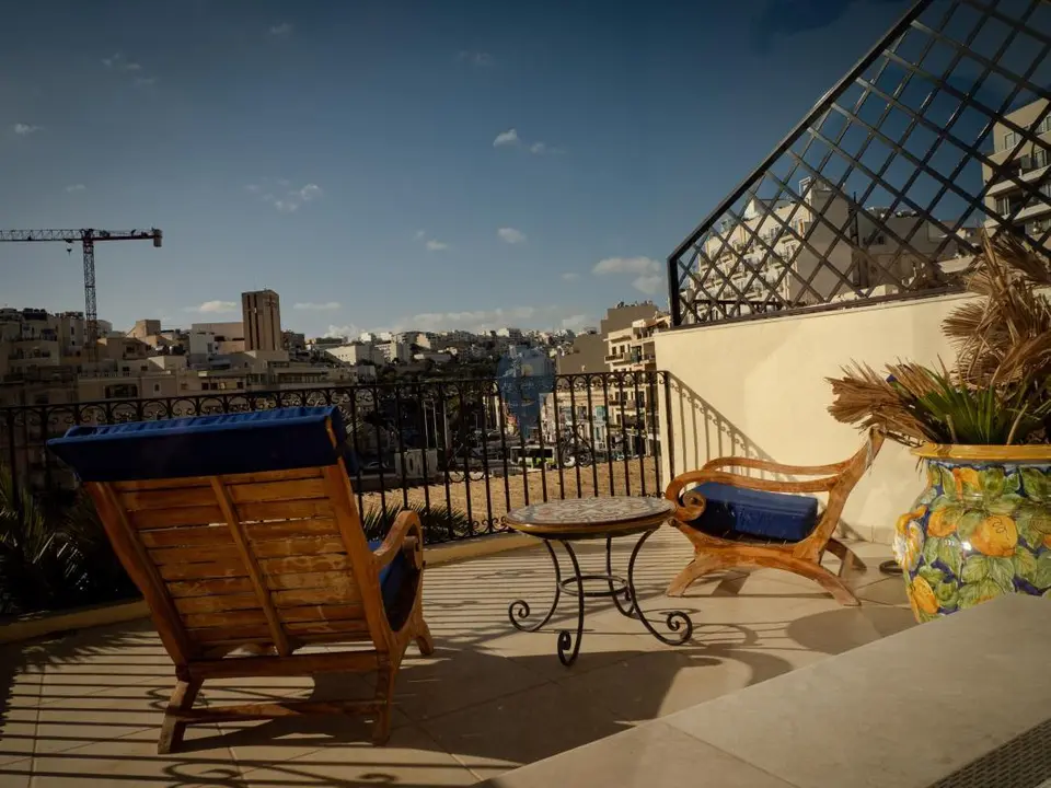 6 bedroom Townhouse for sale in St. Julians
