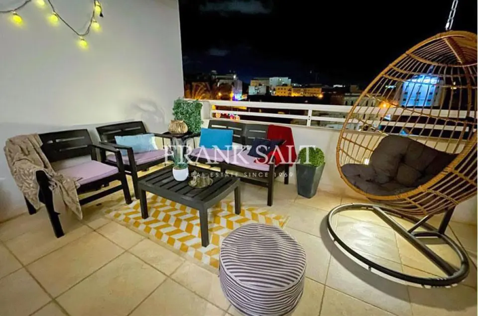 Gzira, Furnished Apartment