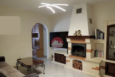 3 Bedroom Maisonette For Sale in Birkirkara