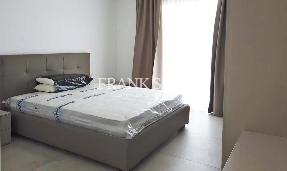 Balzan, Furnished Penthouse