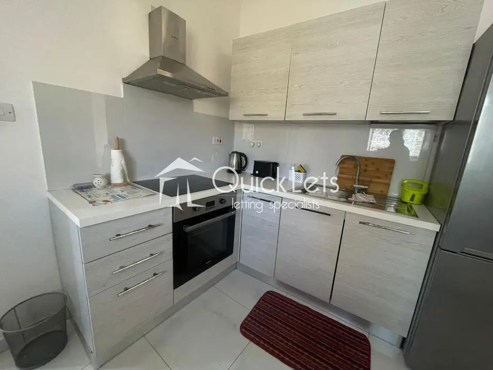 Studio Apartment to rent in Birkirkara