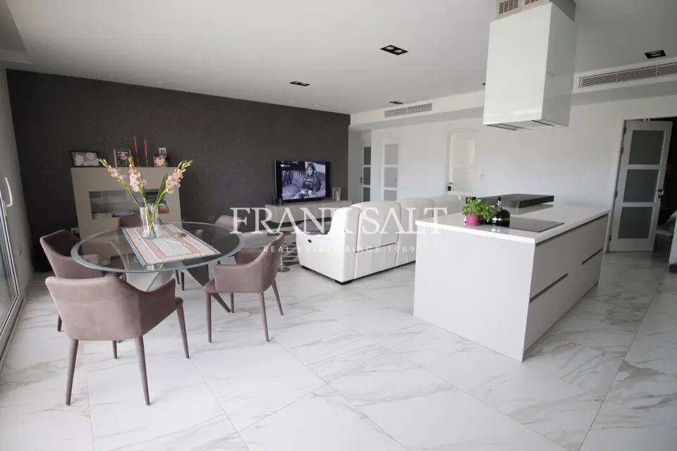 Bahar ic-Caghaq, Furnished Apartment