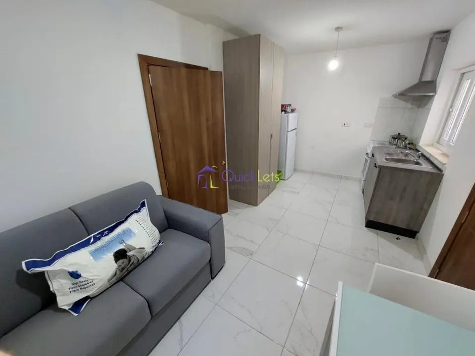 1 bedroom Studio Apartment to rent in Birzebbuga