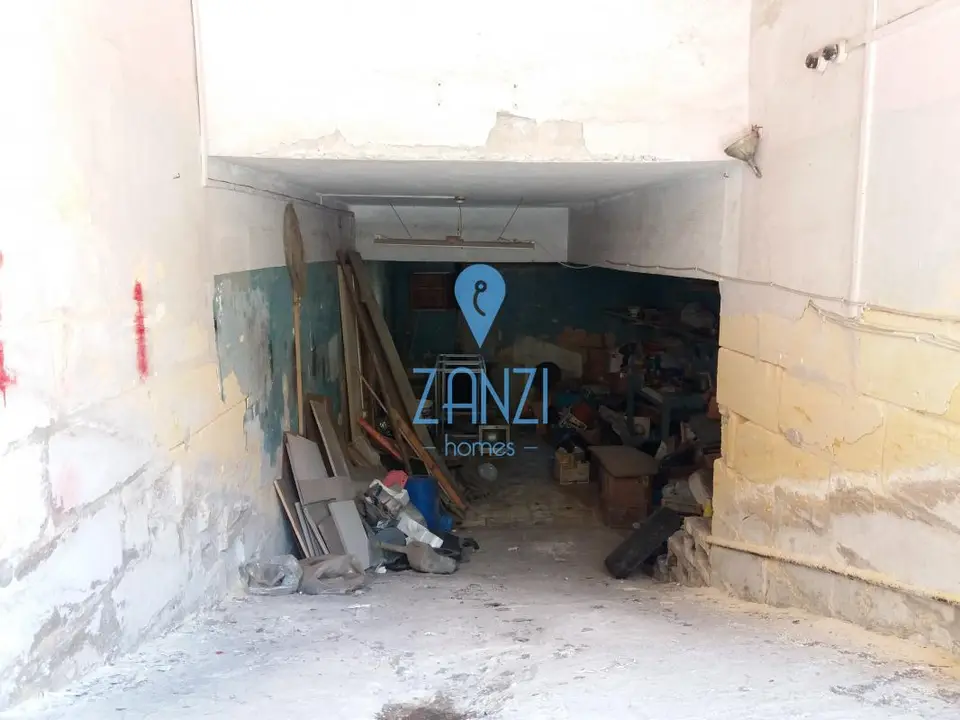 Garages / Garage Space for sale in Zabbar