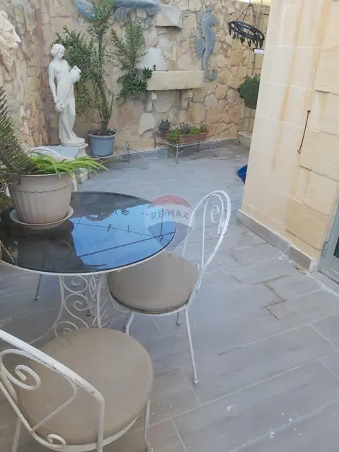 2 bedroom Apartment to rent in Qawra