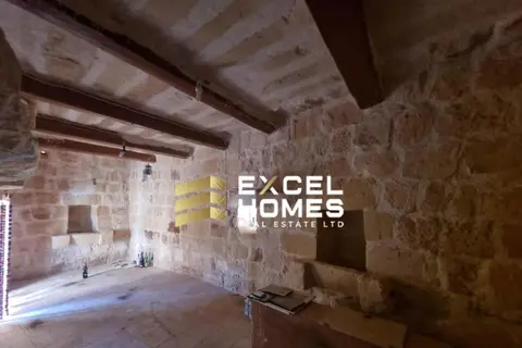 1 Bedroom Farm House For Sale in Qrendi