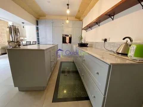 2 bedroom House of Character to rent in Balzan