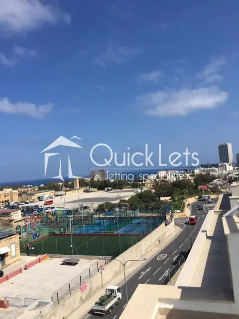 3 bedroom Penthouse to rent in Swieqi