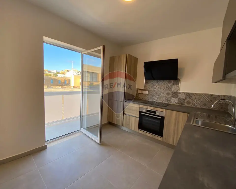 1 bedroom Maisonette to rent in Gzira