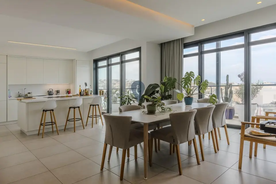 3 bedroom Penthouse for sale in St. Julians
