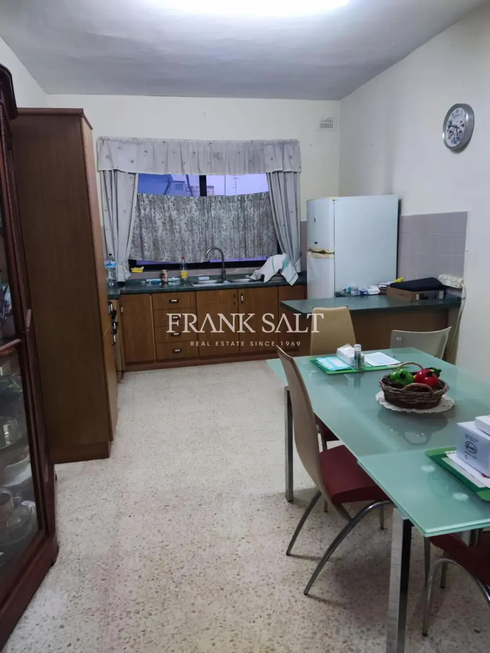 Santa Venera, Apartment