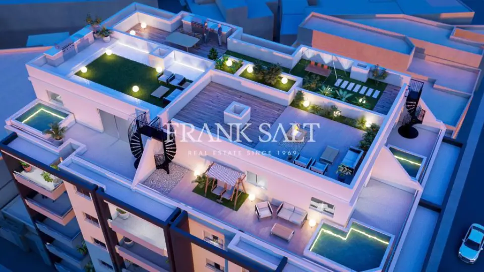 Marsascala penthouse with pool