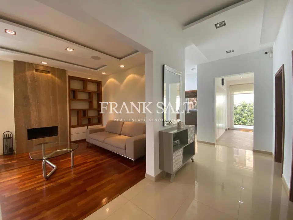 Naxxar Furnished Semi-detached Villa