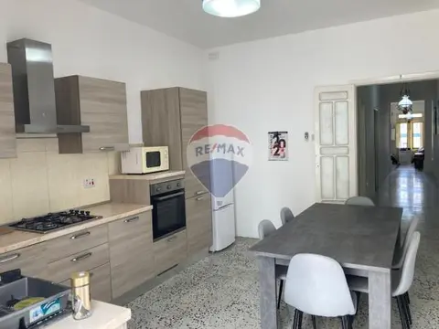 2 bedroom Maisonette to rent in Birkirkara