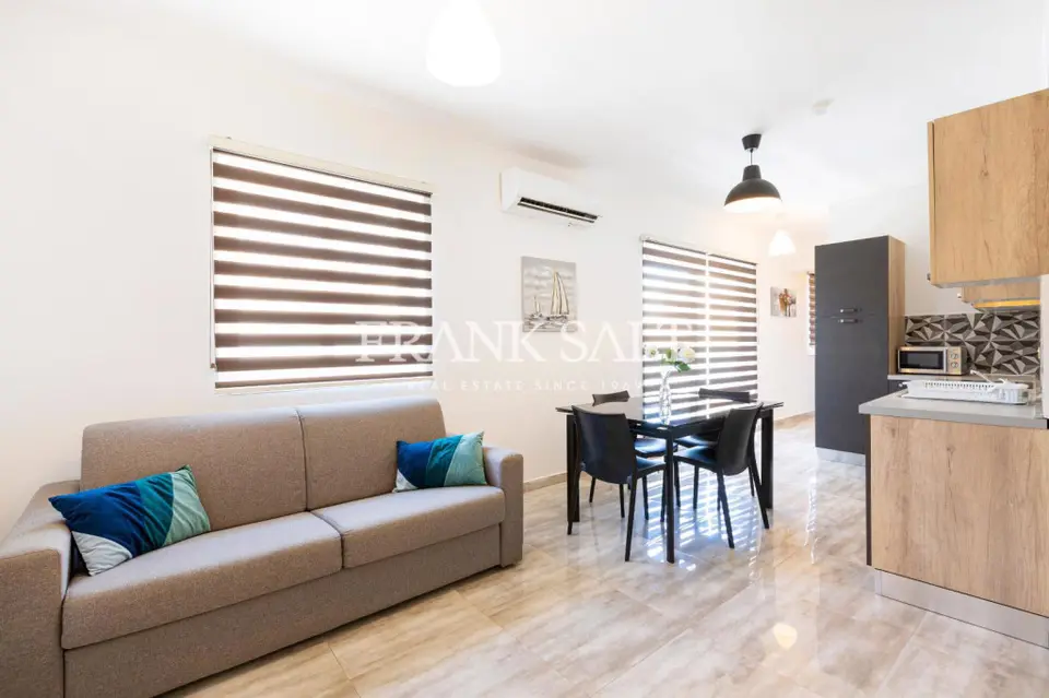 Kalkara, Furnished Duplex Apartment