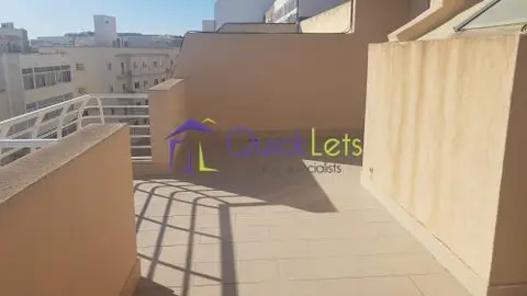 2 bedroom Penthouse to rent in Msida