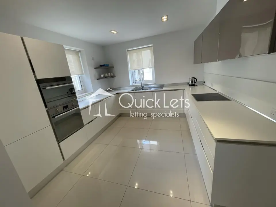 2 bedroom Apartment to rent in Sliema