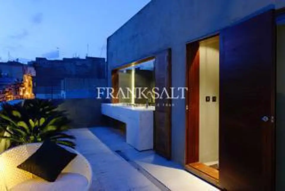 Sliema, Penthouse