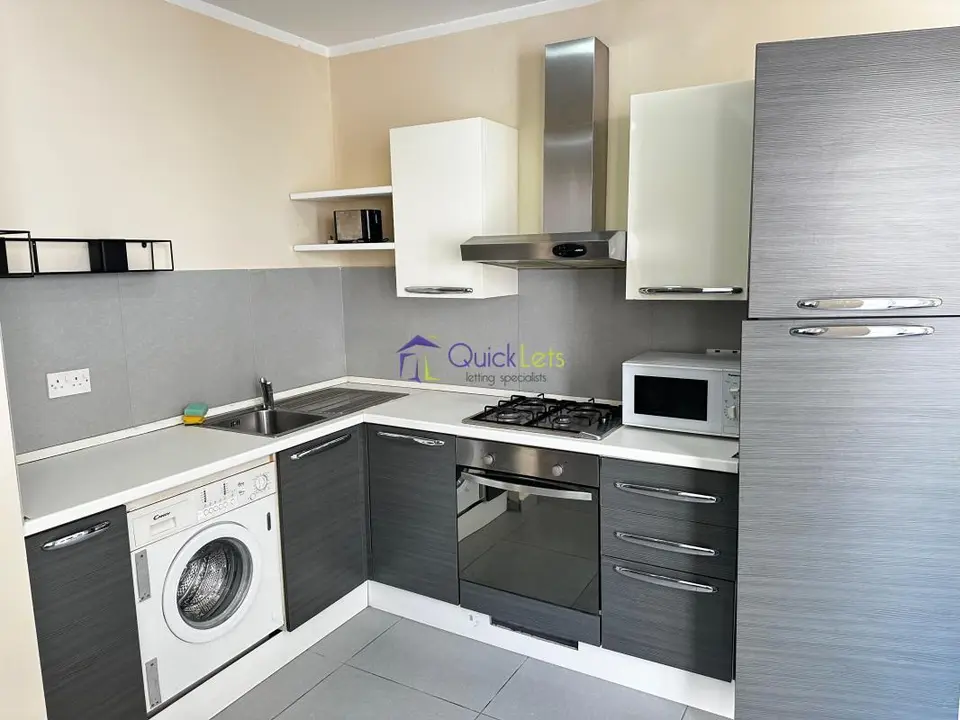 1 bedroom Maisonette to rent in Gzira