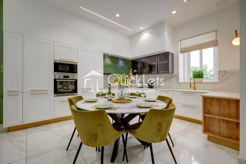 5 bedroom Townhouse to rent in Sliema
