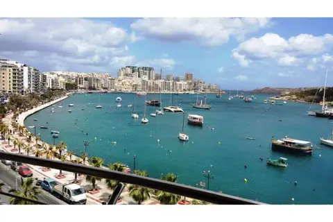 2 bedroom Apartment to rent in Gzira