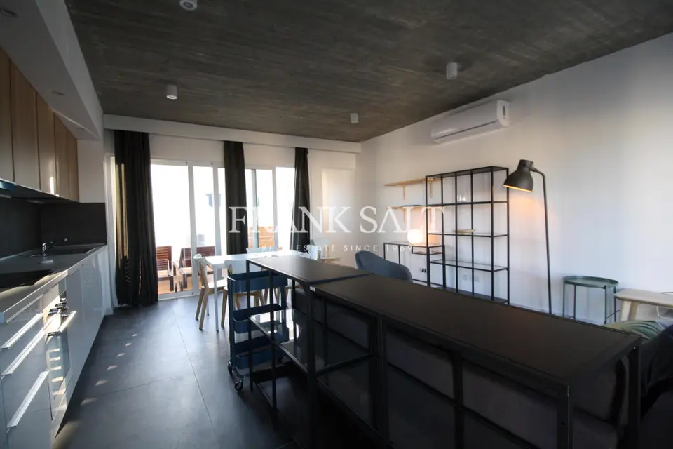Sliema, Penthouse