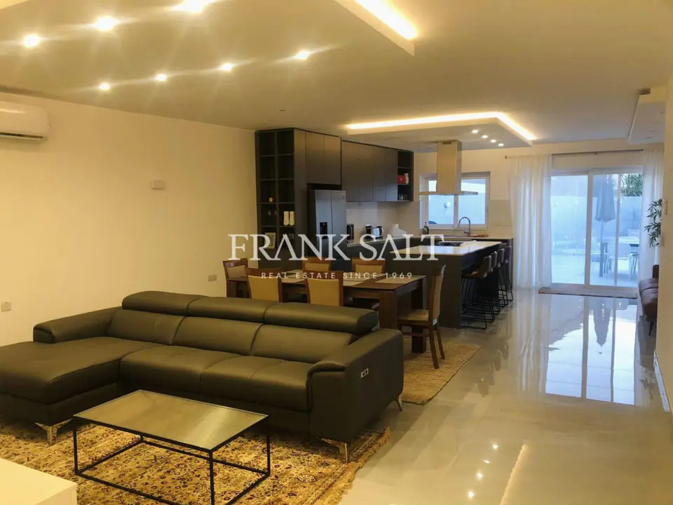 Xewkija, Furnished Maisonette