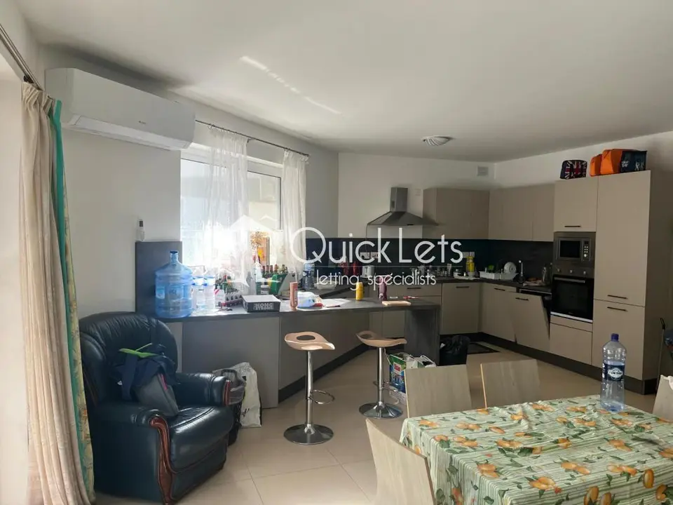 Appartement 3 chambres à louer à Luqa