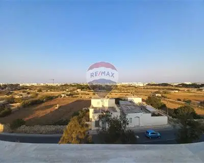 3 bedroom Apartment to rent in Fgura