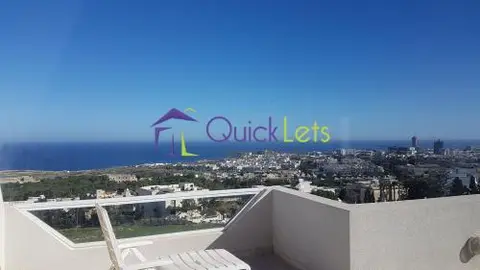 Penthouse 3 chambres à louer à Madliena