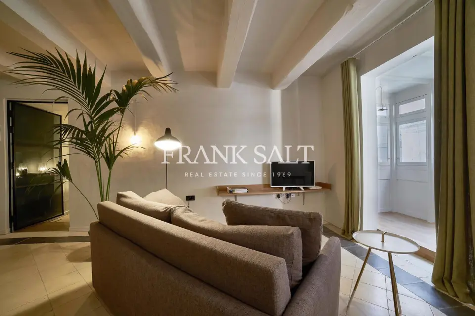 Valletta, Furnished Apartment