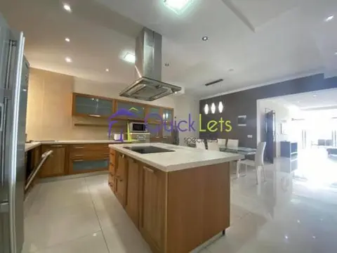 3 bedroom Apartment to rent in Sliema