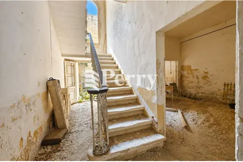3 Bedroom Town House For Sale in Sliema