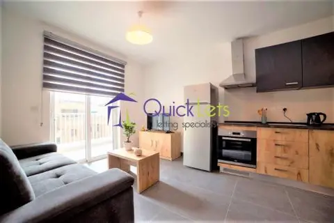 1 bedroom Penthouse to rent in Gzira