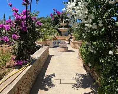 3 bedroom Farmhouse for sale in Dingli