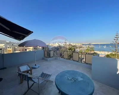 2 bedroom Penthouse for sale in Birzebbuga