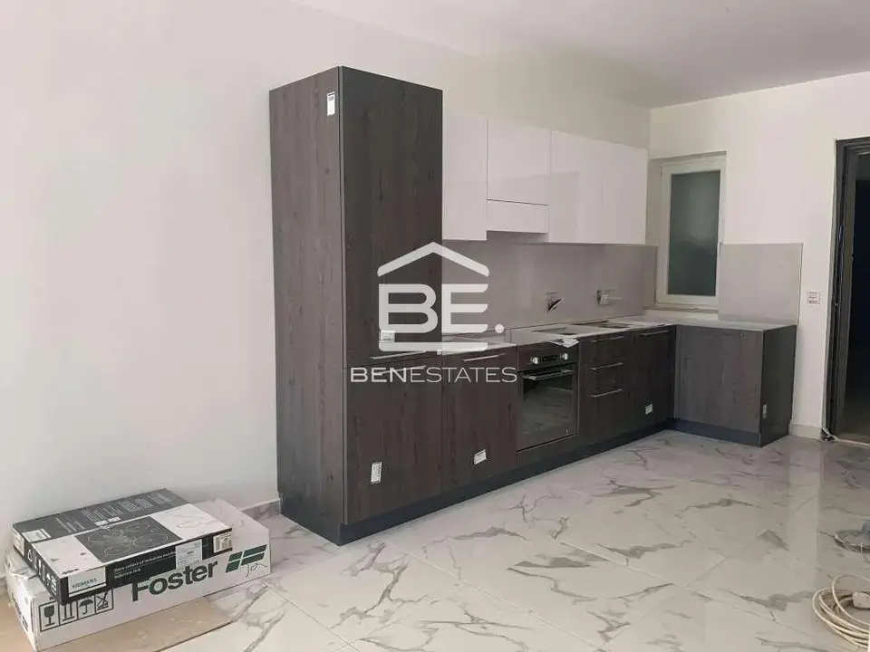 1 bedroom Penthouse to rent in Sliema