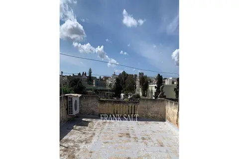 3 Bedroom Terraced House For Sale in Santa Venera