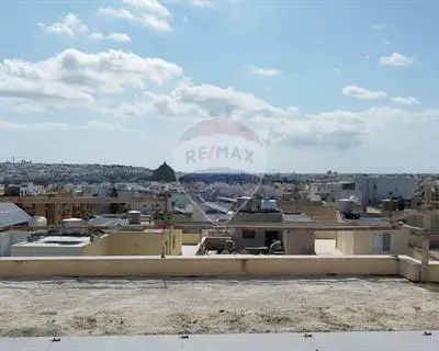 3 bedroom Penthouse to rent in Mosta