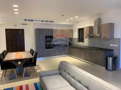 2 bedroom Apartment to rent in St Julian's